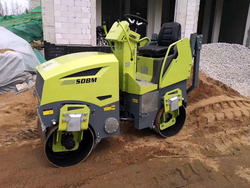 奔馬小型壓路機土方壓實、溝槽回填施工案例